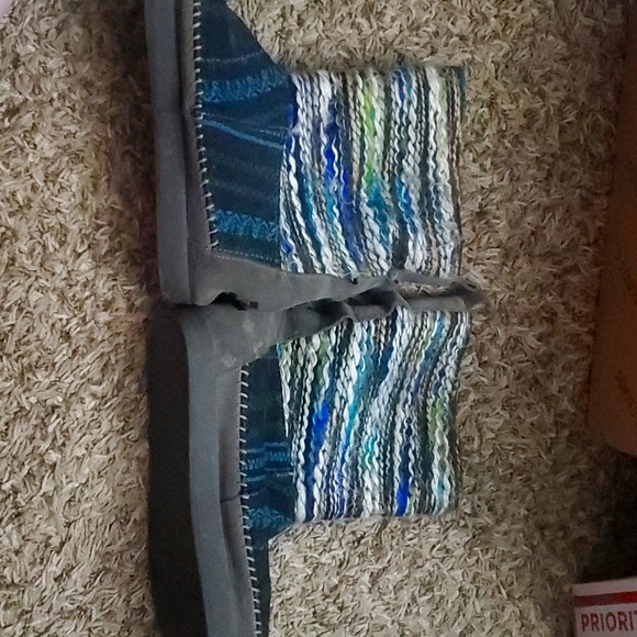 Toms Boots - Picture 5 of 7